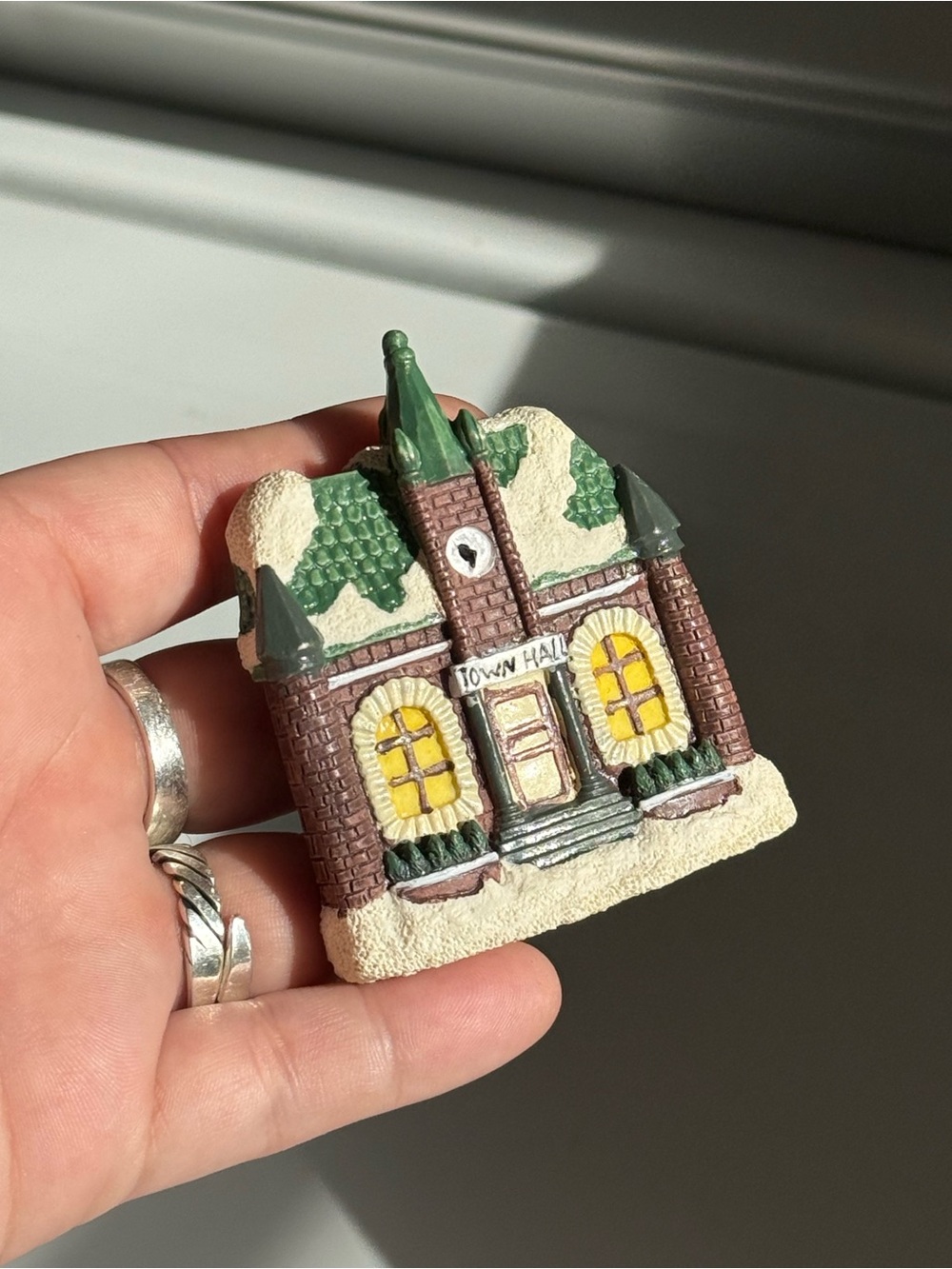 Resin Christmas Winter Village Town Hall Fridge Magnet Vintage 90s Holiday Decor